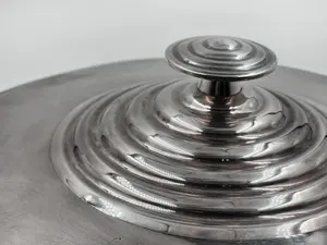 Cacerola de Acero Inoxidable de Alta Calidad |   Acabado Resistente a los Arañazos para Uso en Cocinas Comerciales - Product Image 2