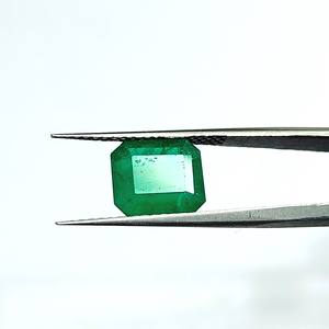 Esmeralda Octogonal Verde de 4.14 Quilates de Zambia, Gema Suelta - Product Image 3