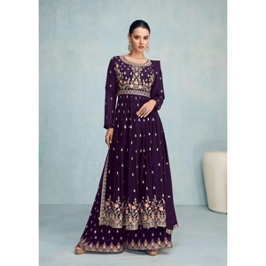 Conjunto de Top y Palazzo de Georgette con Bordado de Moda y Dupatta Color Vino - Product Image 1