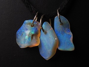 Colgante de Ópalo Australiano Pulido en Plata de Ley 925, Joyería Fina Unisex, Venta Directa de Fábrica, Colgantes de Piedras Preciosas Naturales al por Mayor - Product Image 5