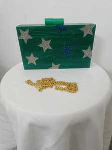 Bolso de Mano de Resina de Diseño con Cierre Magnético y Cadena Metálica para Cenas Formales, Bodas y Fiestas, Precio Directo de Fábrica, Venta al Por Mayor B2B - Product Image 1