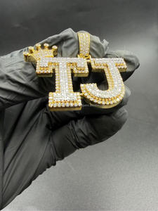 Pendentif Couronne Initiale Personnalisé Moissanite Iced Out Collier Hip Hop Plaqué Rhodium Certifié GIA Chaîne Bling Dorée Cadeau - Product Image 2
