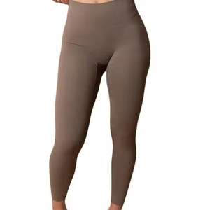 Leggings de Invierno Profesionales para Mujer, Cintura Media, Logotipo Personalizado Impreso, Diseño de Compresión Ligero, Tejido de Punto de Alta Calidad - Product Image 1