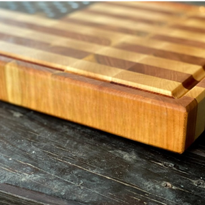 สินค้าขายดี กระดานตัดไม้ทรงกลมอะคาเซียแบบ End Grain หนา 2.0 ซม. ปลอดภัยสำหรับเครื่องล้างจาน ทนทาน ปลอดสารพิษ สำหรับวันชาติอเมริกา - Product Image 4