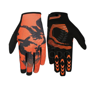 Gants d'hiver confortables et respirants en polyester/lycra, entièrement doublés, personnalisés par sublimation, pour le cyclisme. - Product Image 2