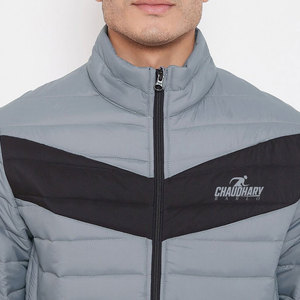Elegante Chaqueta de Invierno Acolchada con Exterior Suave y Relleno Esponjoso para Mayor Calidez en Temporadas Frías - Product Image 6