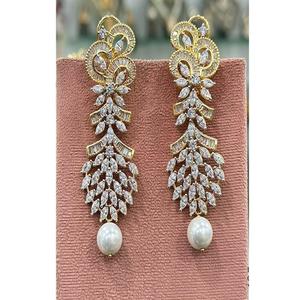 Elegantes Pendientes de Zirconia Cúbica de Primera Calidad, Chapados en Oro, para Mujer, para Fiestas Nocturnas, Moda - Product Image 1