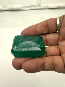 พลอยมรกตสังเคราะห์ Rafay Gemstone Lab Grown Emerald 300-320 กะรัต สีเขียวผสม ขนาด 12 มม. พลอยเม็ดเดี่ยวจากราชสถาน สำหรับทำเครื่องประดับหรูหราและนักสะสม - Product Image 4