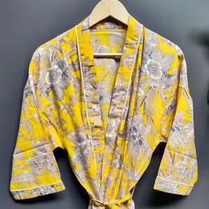 Bata Kimono de Algodón Suave con Estampado de Dibujos Animados para Mujer, Camisón de Verano Hecho a Mano ODM con Cuello en V y Cintura Elástica de Longitud Completa - Product Image 1