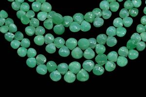 100% cuentas naturales facetadas en forma de corazón de crisoprasa verde hebra de crisoprasa para la fabricación de joyas llegada - Product Image 5