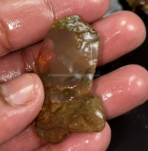 Opale d'Éthiopie Welo Fire naturelle huileuse 26.76 X 26.46 45.32 X 26.35 MM Pierre précieuse brute fantaisie huileuse de qualité supérieure certifiée par un tiers - Product Image 3