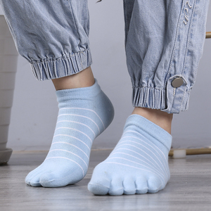 Calcetines de Cinco Dedos a Rayas de Algodón y Fibra de Bambú Transpirables, Calcetines Casuales de Verano para Adultos, Diseño de Punto Fino, Tendencia 2026 - Product Image 5
