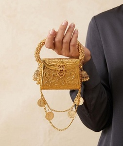 Bolso de mano para boda, chapado en oro, hecho a mano, redondo, tallado, artesanía Tayyab, F S International, de Uttar Pradesh - Product Image 5
