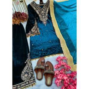 Beau costume tendance 2XL avec Dupatta élégant et à la mode - Product Image 1