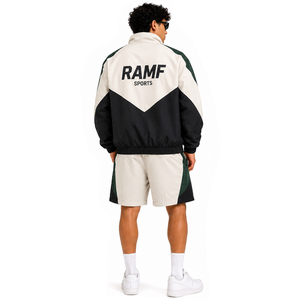 Conjunto de dos piezas para hombre con cremallera OEM, chaqueta y pantalones cortos cortavientos personalizados, conjunto de dos piezas cortavientos reflectante de nailon. - Product Image 4