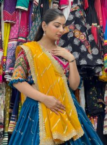 Ensemble Lehenga Choli indien traditionnel bleu en coton brodé, longueur ras du sol, coupe classique, pour femme, tenue de mariage, anti-humidité - Product Image 3