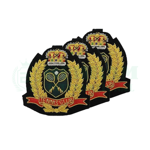 Écusson brodé sur mesure en fil d'or, motif ancre nautique et couronne, à coudre, blason maritime brodé à la main pour blazer - Product Image 2