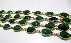 Chaîne de connecteurs en onyx vert naturel, forme poire, facettée, 10x15mm - Product Image 4
