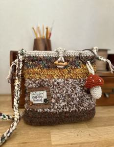 Nouveau sac tissé coloré pour femme, fait main au crochet, motifs animaux, avec fermeture éclair et fermoir - Product Image 1