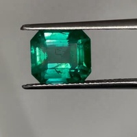 Esmeralda Zambiana de Corte Esmeralda, Calidad AAA+, Sin Tratar, 3.95 Quilates, Gema Verde Intenso Natural con Certificación IGI, Corte Excelente