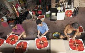 Brûleur d'encens en laque rayée verte le plus vendu pour la décoration de la maison et l'artisanat technique de laque - Product Image 3