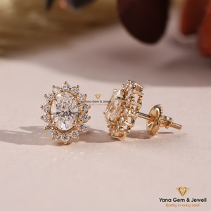 Boucles d'oreilles en forme de fleur ovale brillante, serties de diamants de laboratoire CVD, 2 carats au total, certifiées IGI, clarté VVS2, couleur D, or massif 14 carats - Product Image 2