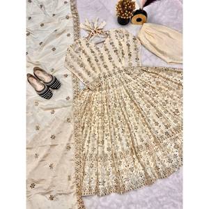 Hermoso Vestido Anarkali con Pantalón y Dupatta para Fiestas, Accesorio de Ropa Tradicional Musulmana - Product Image 6