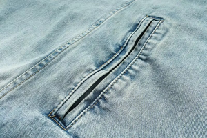 Sudadera con capucha de mezclilla extragrande bordada para hombre, con forro polar y efecto desgastado, estilo urbano, fabricante OEM - Product Image 4