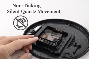 Horloge murale décorative à chiffres romains finis en or, idéale pour l'entrée et le couloir, crée un look intemporel et sophistiqué - Product Image 4