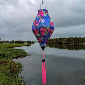 Supplier Tube Shape Silk Lanterns Vietnam Bamboo Frame Silk Lanterns Decorative Silk Lanterns For Restaurant - Product Image 3