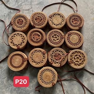 กระเป๋าสะพายไหล่หวายสานทำมือ ตกแต่งมุก พรีเมียม สำหรับฤดูร้อน เหมาะสำหรับวันเกิด ผลิตในเวียดนาม - Product Image 4