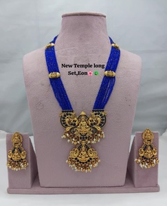 High Quality Traditional South <b>Indian</b> Ethnic Brass Bridal Set Zircon Flower Design Rose Gold Plated Party Anniversary Gift - Product Image 1