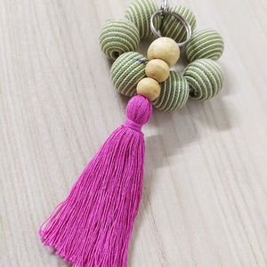 Cuentas de madera al por mayor con borla de llavero clásica hecha a mano, soporte decorativo para cortinas, bolsos y decoración del hogar - Product Image 1