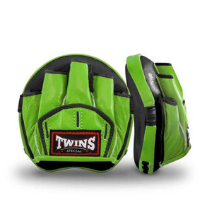 Mitaines de boxe en cuir absorbant les chocs pour l'entraînement et l'entraînement au Muay Thai et au MMA - Product Image 1