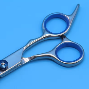 Ciseaux de coiffeur professionnels en acier inoxydable, 6,0 pouces, outils de coiffure, ensemble de ciseaux de qualité supérieure - Product Image 2