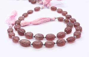 Perles ovales sculptées à la main en quartz fraise rose naturel 9x13 MM, perles de pierres précieuses en quartz fraise, 9 pouces, fraise sculptée - Product Image 4