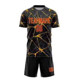 Conjunto de Uniforme de Fútbol Personalizado en Morado y Amarillo, de Alto Rendimiento, Transpirable, de Poliéster, Unisex, para Equipos, Jersey y Pantalones Cortos Sublimados al por Mayor - Product Image 4