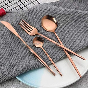 Juego de cubiertos de metal de tamaño completo para cuatro personas, perfecto para uso familiar y espacios de comedor de apartamentos pequeños - Product Image 6
