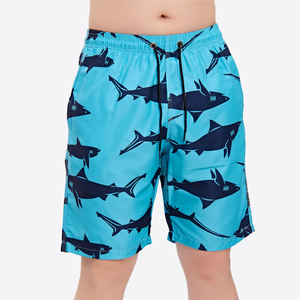 Shorts de bain pour hommes avec logo personnalisé, imprimé requin, séchage rapide, polyester - Product Image 2