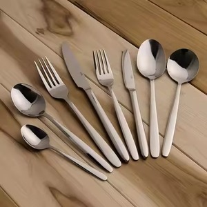 Juego de Cubiertos de Metal Moderno, Cuchara, Tenedor y Cuchillo, Juego de Cubiertos Duraderos y Elegantes para la Mesa de Cocina - Product Image 3