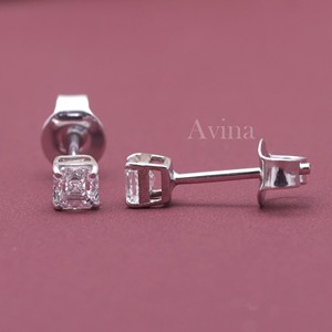 ต่างหูเพชรทรง Asscher เพชรเพาะเลี้ยงในห้องปฏิบัติการที่ได้รับการรับรองจาก IGI ตัวเรือนทองคำ 18K |   ต่างหูเพชรคลาสสิก - Product Image 4