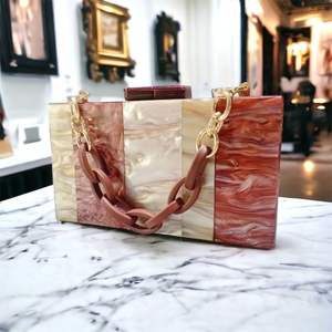 Pochette en résine artisanale pour femmes, élégante vaisselle et décorations de fête pour les tenues de soirée - Product Image 2
