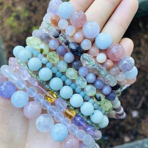 Pulsera de Resina Transparente con Diseño Geométrico Exagerado, Imitación Jade, para Mujer, Estilo Moderno, Venta al Por Mayor - Product Image 5