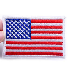Patch brodé haute densité avec logo personnalisé, fixation Velcro et support thermocollant pour drapeaux de pays - Product Image 4