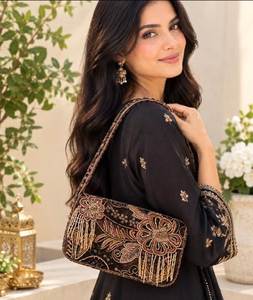 Bolso de Mano Vintage con Cuentas Bordadas para Fiestas, Eventos y Uso Diario, Cierre Magnético, Bolso de Hombro con Perlas y Flores Bordadas para Mujer - Product Image 6