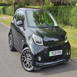 Offre avantageuse 2021 Smart Fortwo Electric Drive 17,6 kWh Noir 2 portes Automatique - Product Image 1