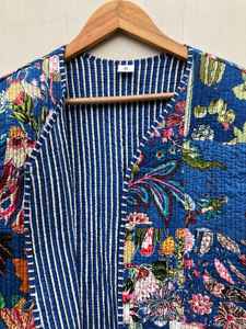 Chaleco sin mangas de algodón estilo hippie boho, chaleco acolchado de algodón, chaleco con estampado floral para mujer con 4 botones - Product Image 5