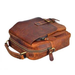 Sac messager de luxe de petite taille, personnalisé en cuir véritable avec fermeture à glissière et motif tendance - Product Image 4