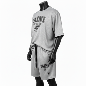 Ensemble short de sport pour homme en polyester premium, maille athlétique, gris clair, noir, taille à lacets, logo personnalisé par transfert thermique. - Product Image 4