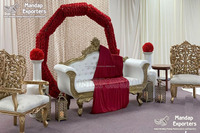 Ensemble de canapés modernes en bois traité pour la décoration de mariage royal britannique des jeunes mariés – Couleur et taille personnalisables, durable, vente en gros